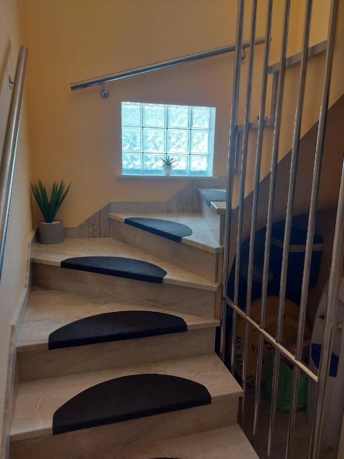 Apartments Sara Slatine Zewnętrze zdjęcie