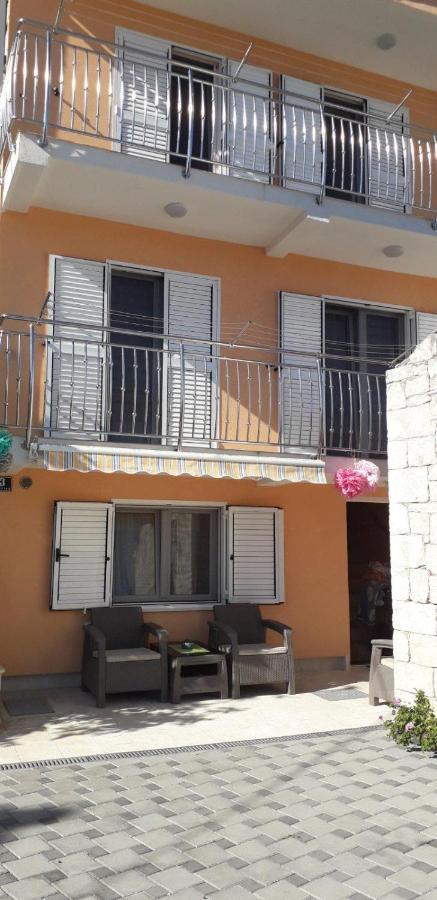 Apartments Sara Slatine Zewnętrze zdjęcie